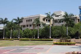 DY PATIL, Akurdi