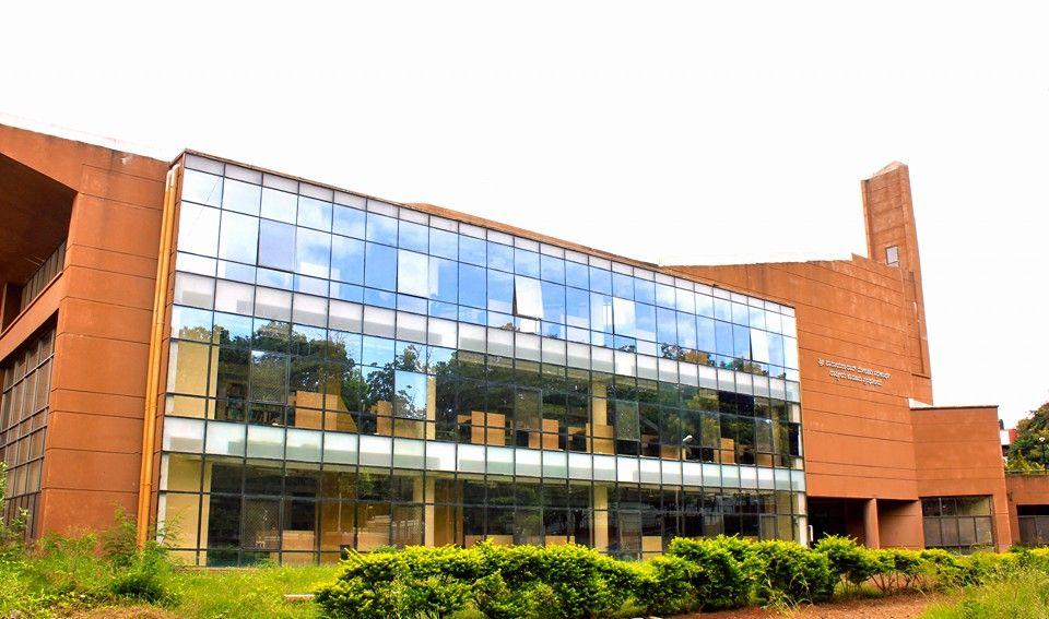 National Law School of India University (NLSIU)