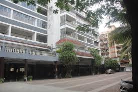 Rizvi college (BMS)