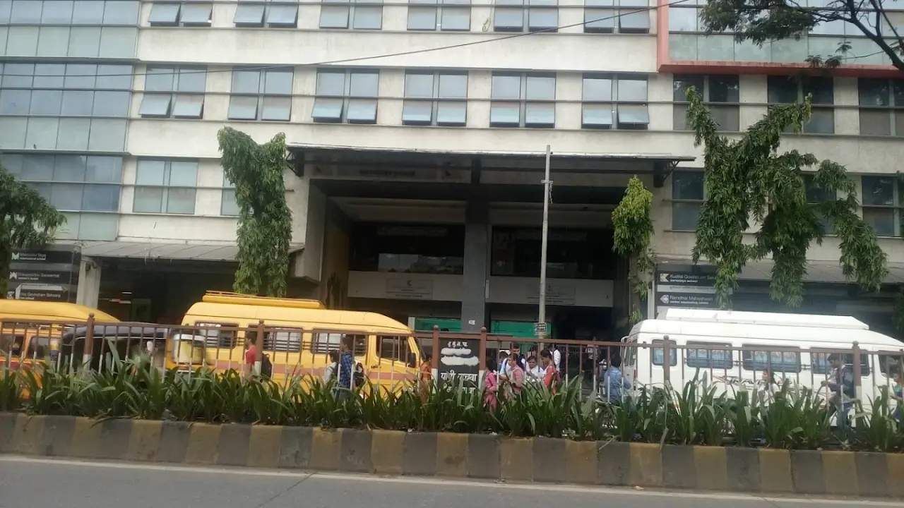 Ghanshyam Das saraf college of arts and commerce 