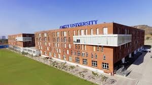 Amity University Mumbai (BBA)